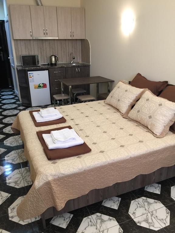 Apartment Maho Батуми Екстериор снимка