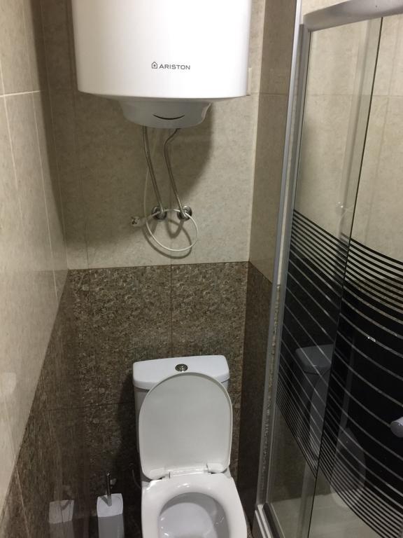 Apartment Maho Батуми Екстериор снимка